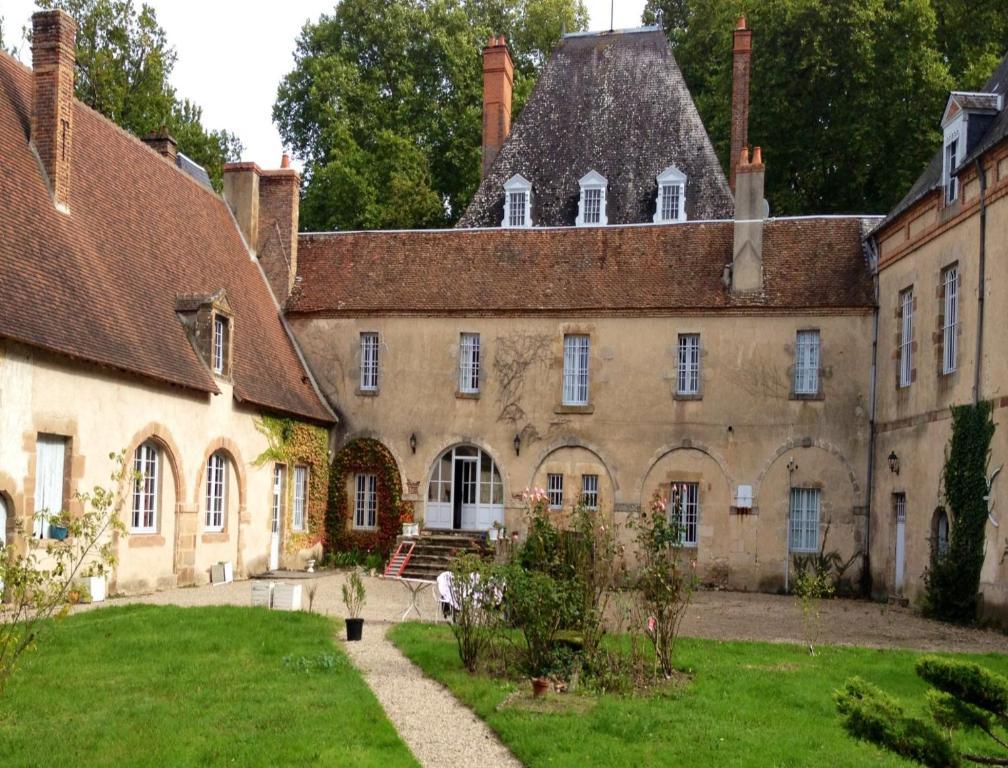 Chateau De Villars Villeneuve-sur-Allier Exteriör bild