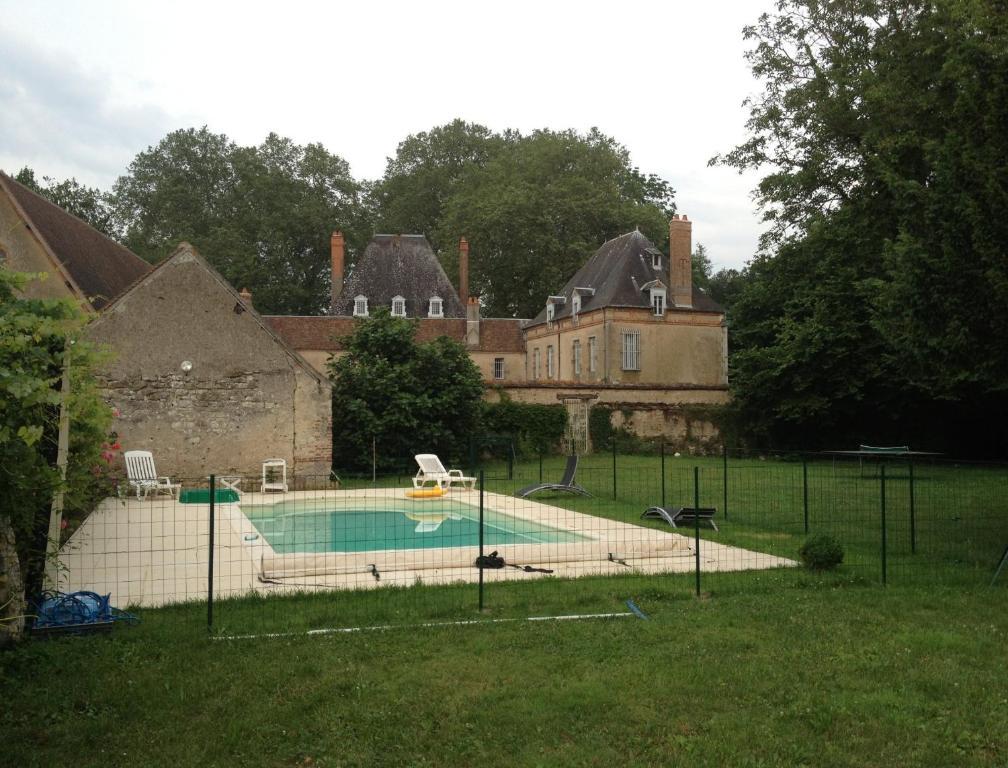 Chateau De Villars Villeneuve-sur-Allier Exteriör bild