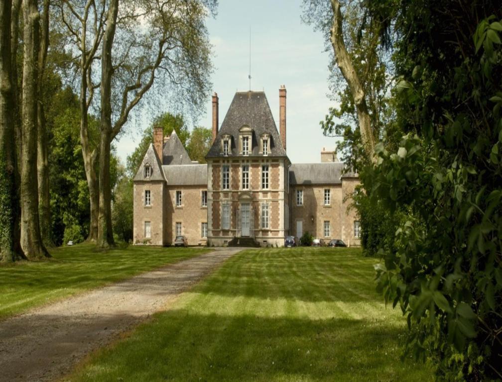 Chateau De Villars Villeneuve-sur-Allier Exteriör bild